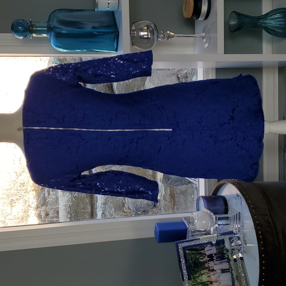 PRETTY VINCE CAMUTO BLUE DRESS - Picture 5 of 6